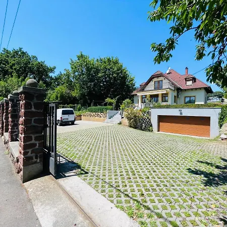 Apartament Mikes Deluxe