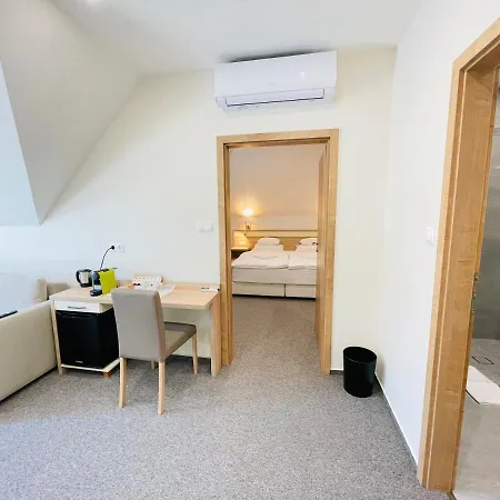 Mikes Deluxe Balatonfüred