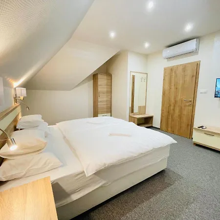 Mikes Deluxe * Balatonfüred