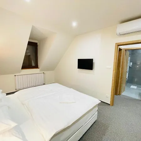 Mikes Deluxe Balatonfüred