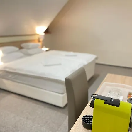 Mikes Deluxe Apartman