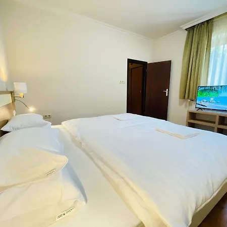 Mikes Deluxe Apartman