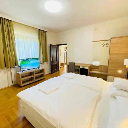 Mikes Deluxe Apartman