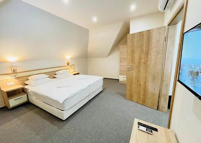 Mikes Deluxe * バラトンフレド