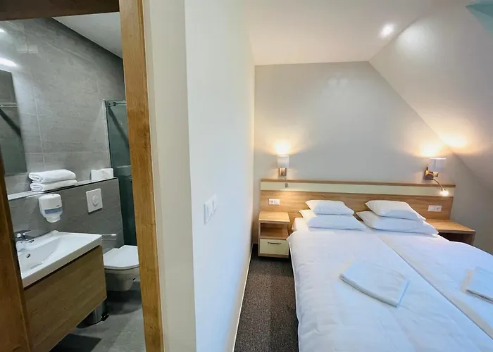 Mikes Deluxe アパート *