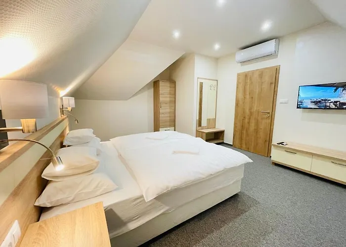 Mikes Deluxe * バラトンフレド