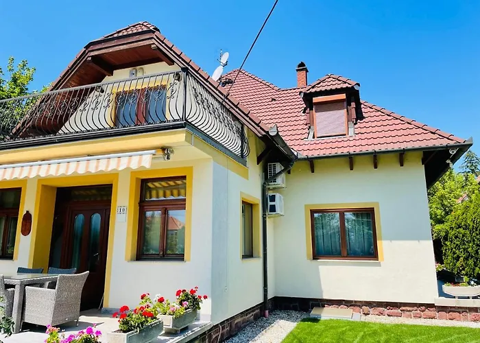 Mikes Deluxe アパート *