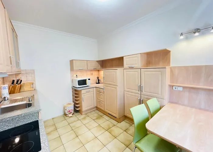 Mikes Deluxe アパート *